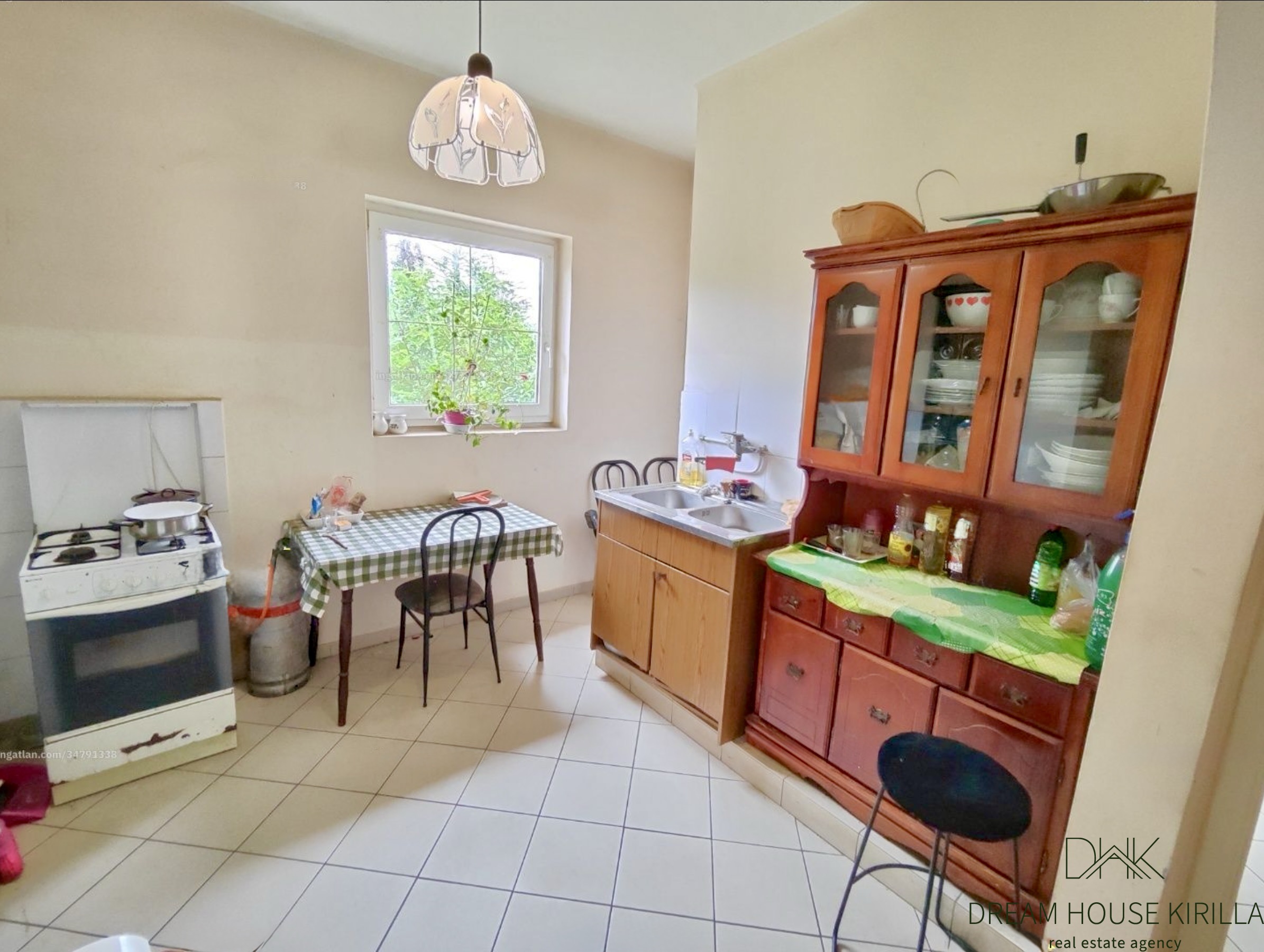 <b>214 m2</b> <br>Tágas, többgenerációs családi ház Keszthelyen eladó - Bild 18