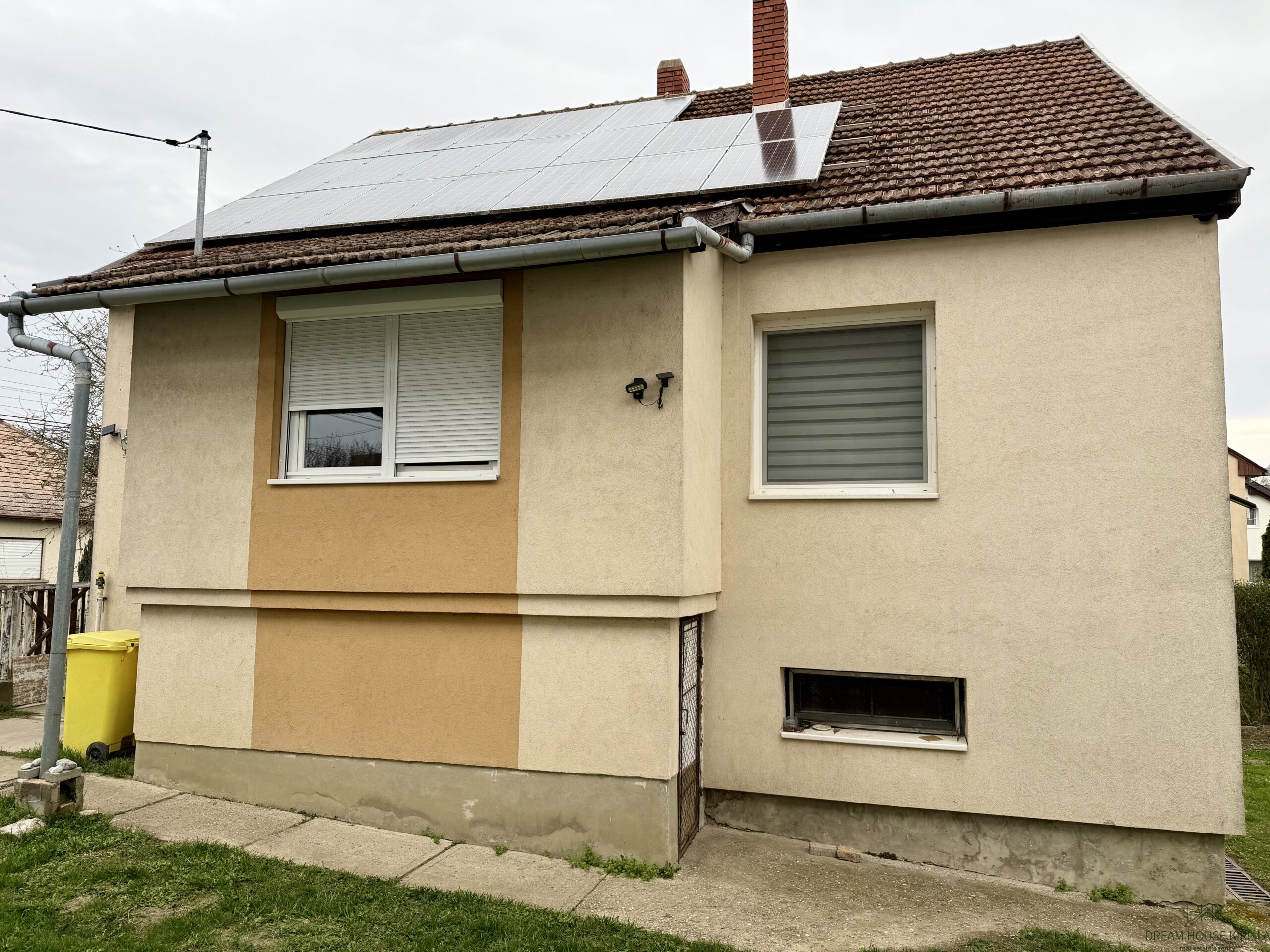 <b>90 m2</b> <br>Csendes elhelyezkedésű ház napelemes rendszerrel a Balaton közelében - Image 2